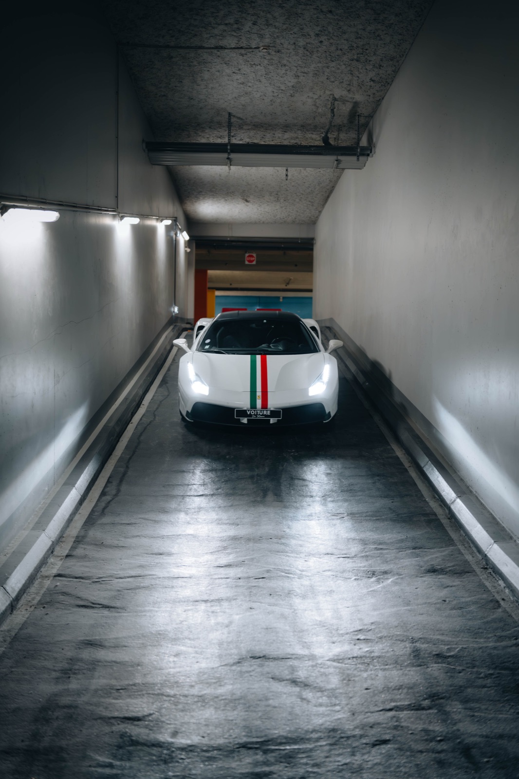 Ferrari 488 GTB blanche