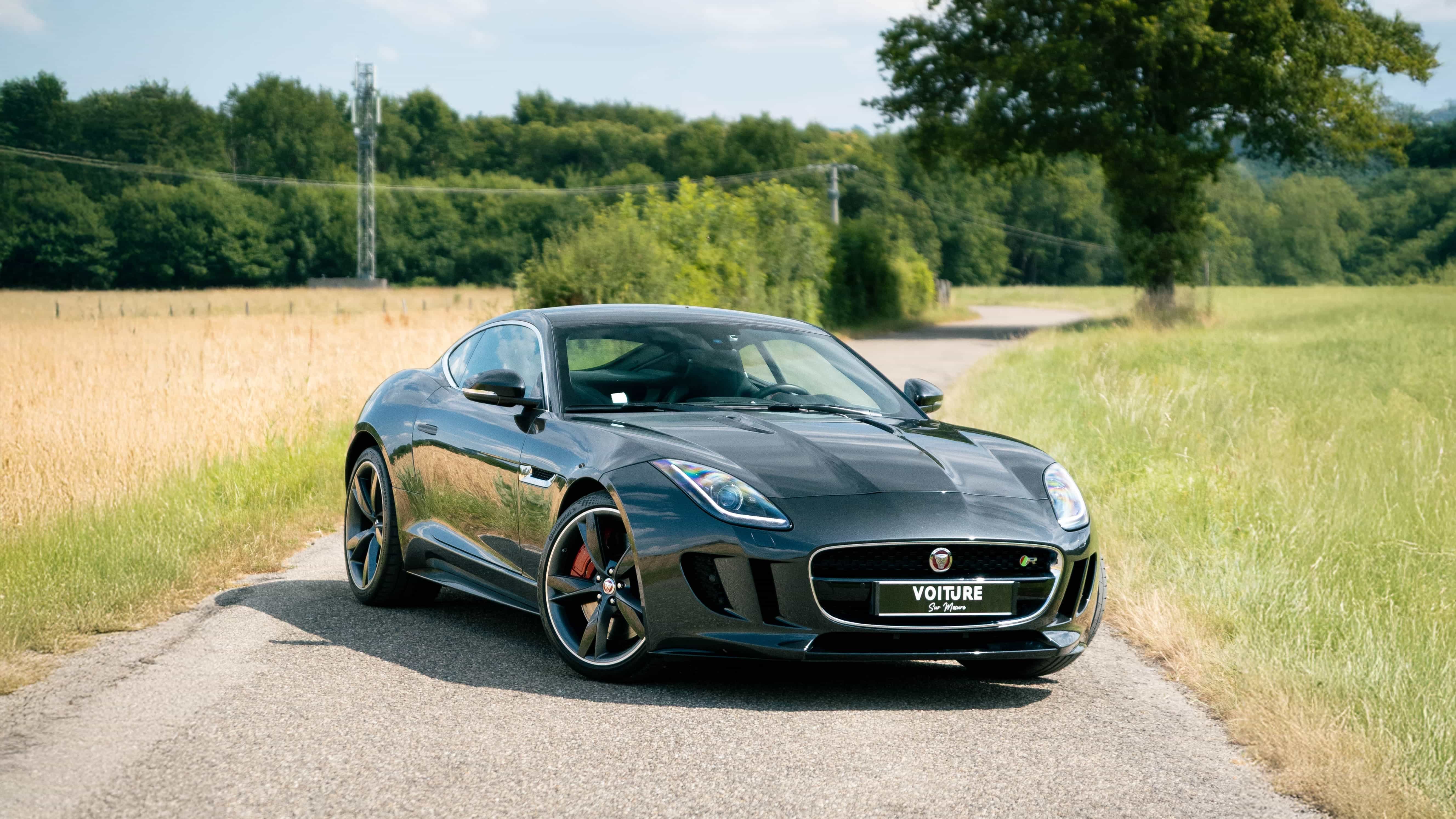 Jaguar F-Type R