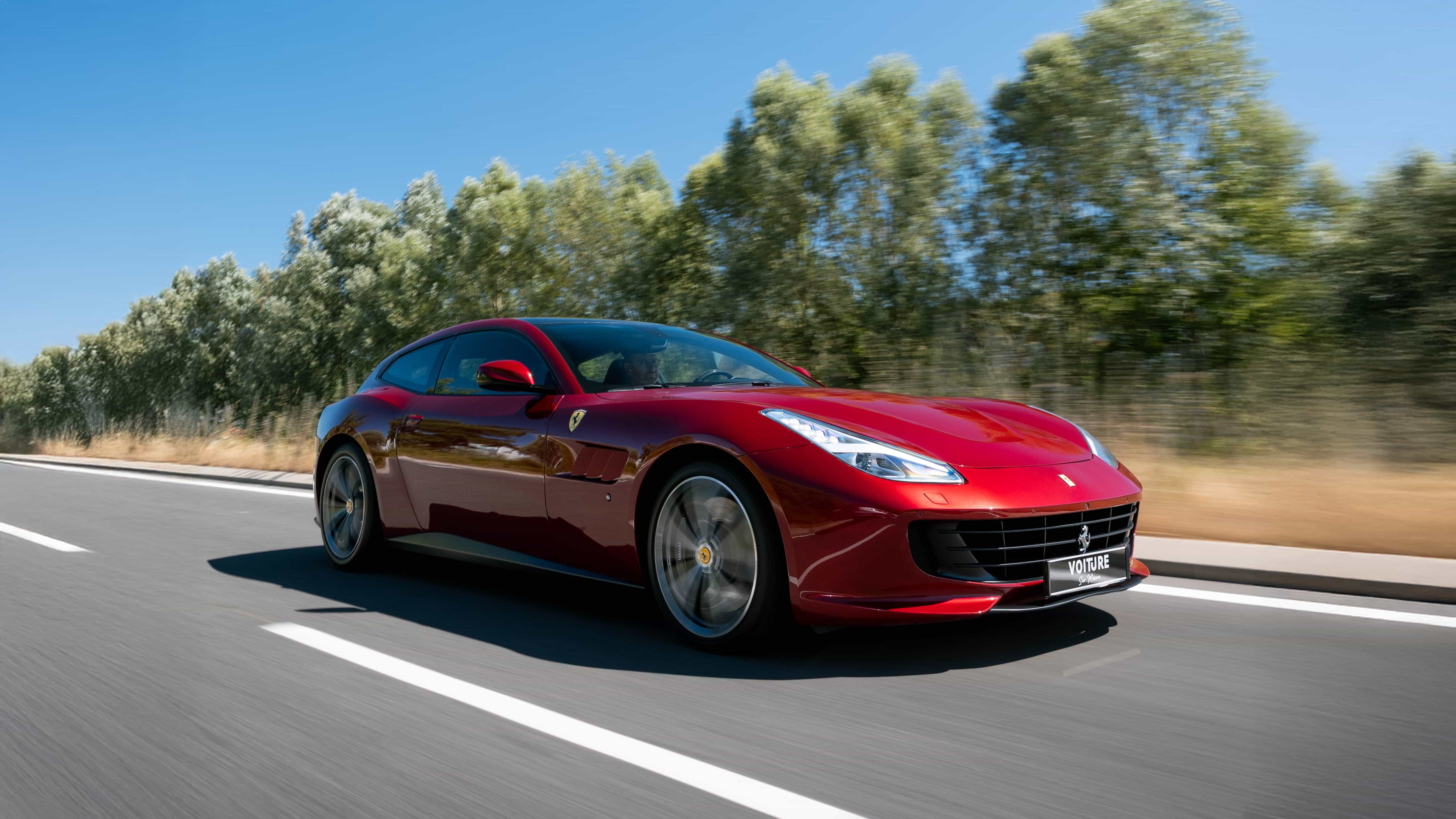 Ferrari GTC4 Lusso V12