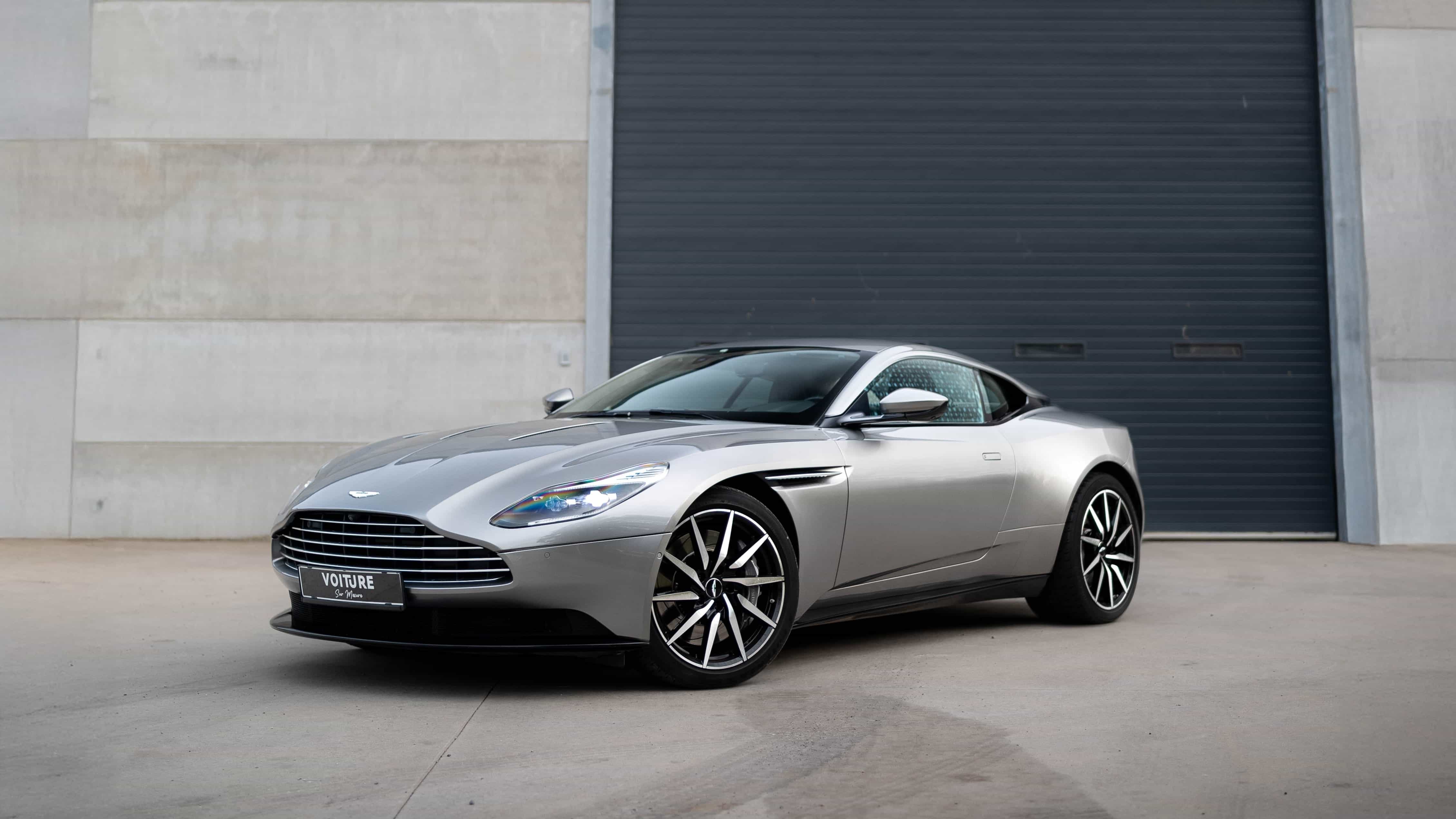 Aston Martin DB11 V12